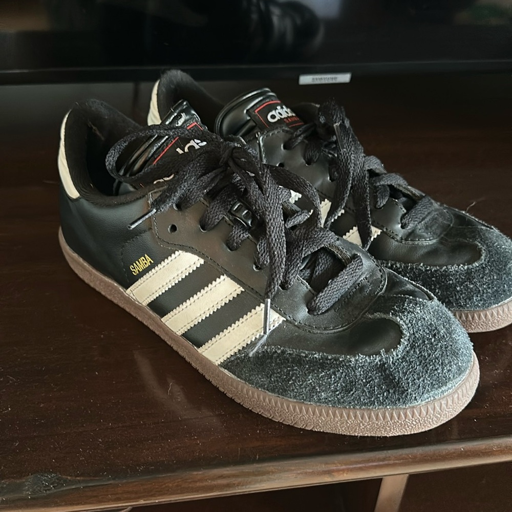 Adidas Samba kids 5.5 women’s 6.5-7